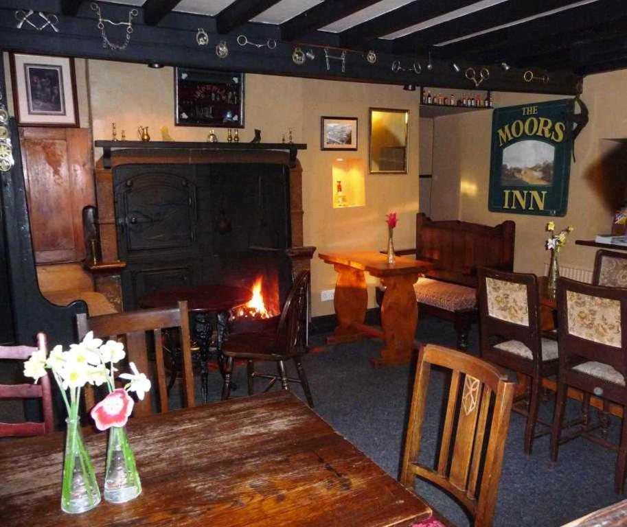 Moors Inn Appleton le Moors Dış mekan fotoğraf
